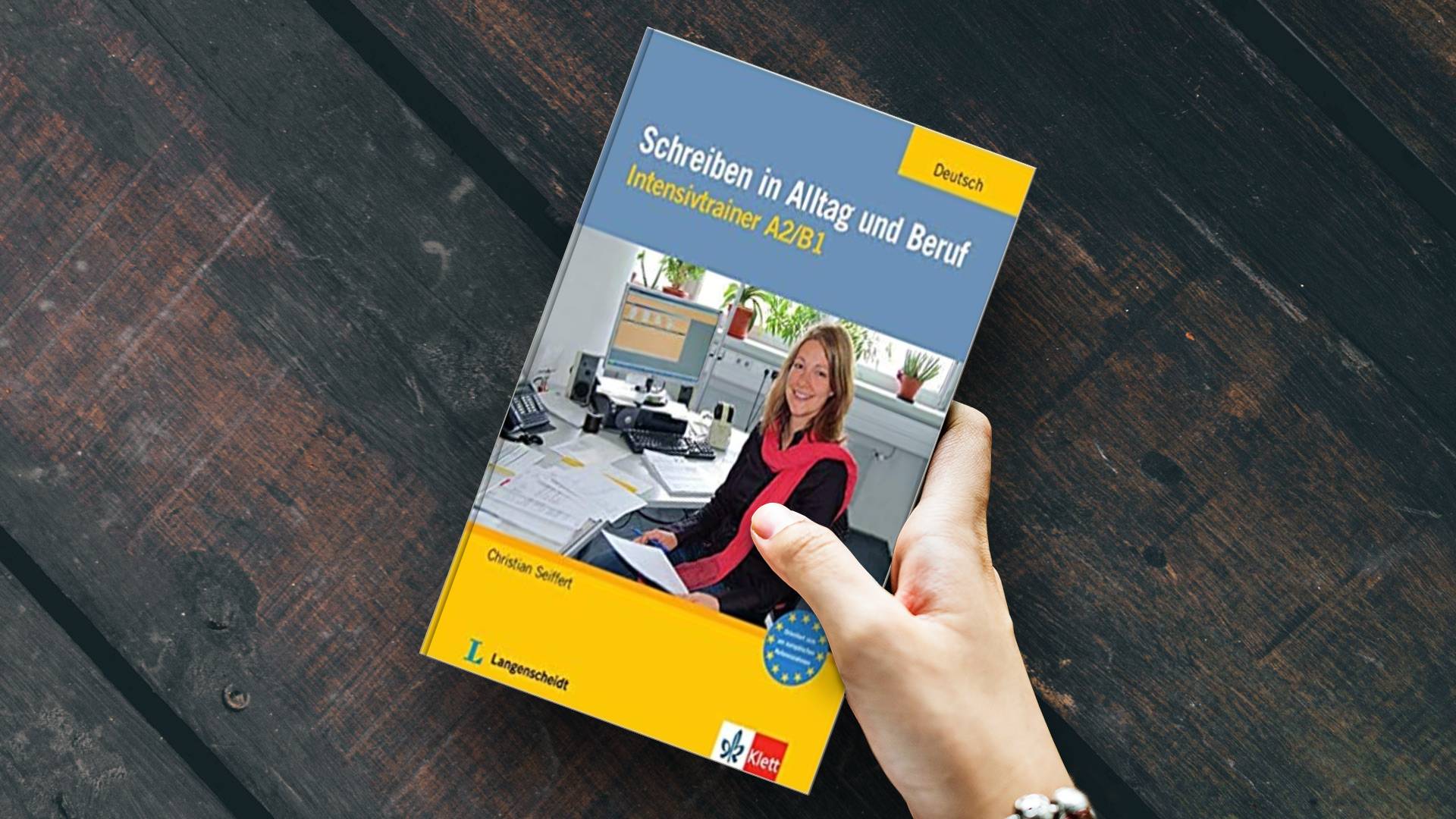 خرید کتاب زبان آلمانی | زبان استور | کتاب زبان آلمانی | Schreiben in Alltag und Beruf Intensivtrainer A2- B1