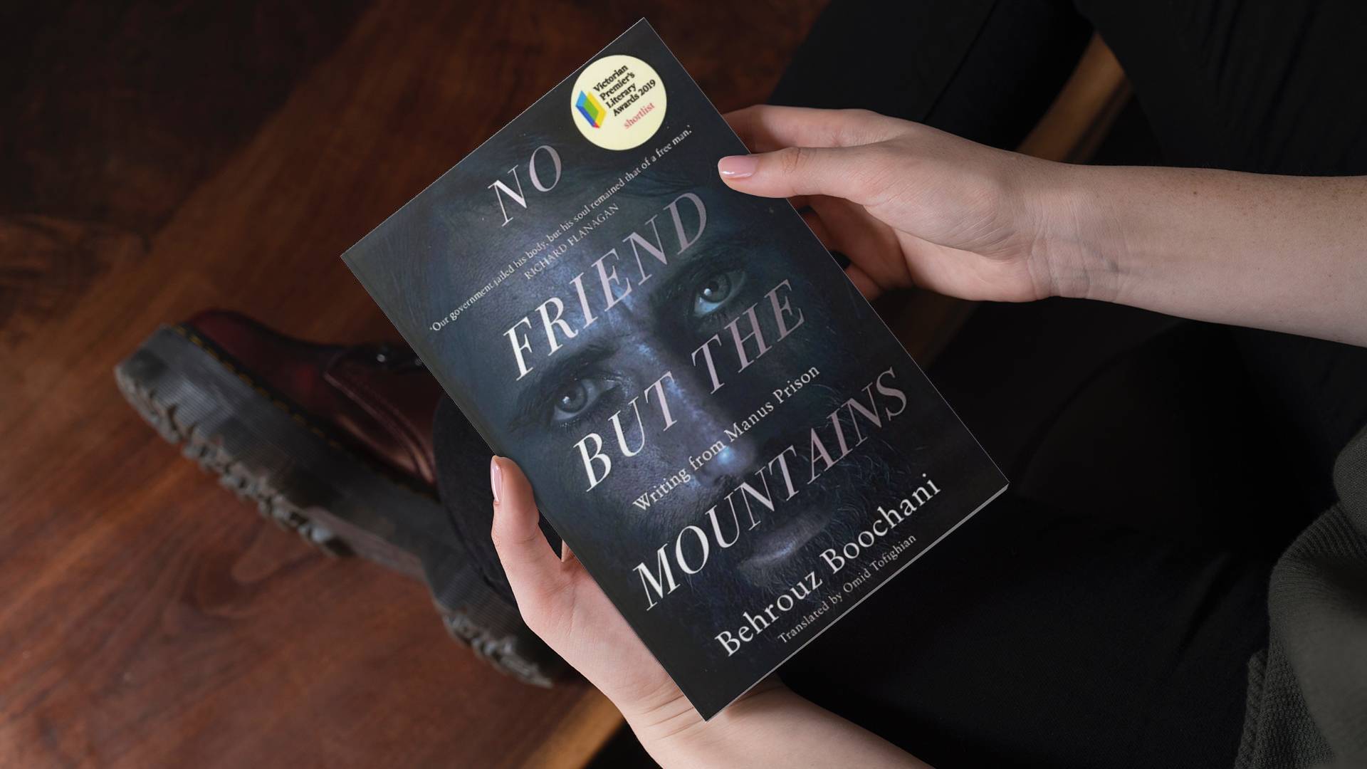 خرید کتاب رمان انگلیسی | No Friend But The Mountains | کتاب رمان انگلیسی No Friend But The Mountains اثر behrouz boochani
