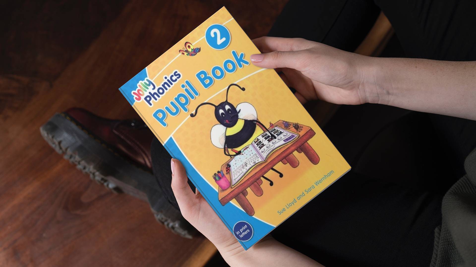 کتاب جولی فونیکس دو پابلیک بوک Jolly Phonics Pupil Book 2