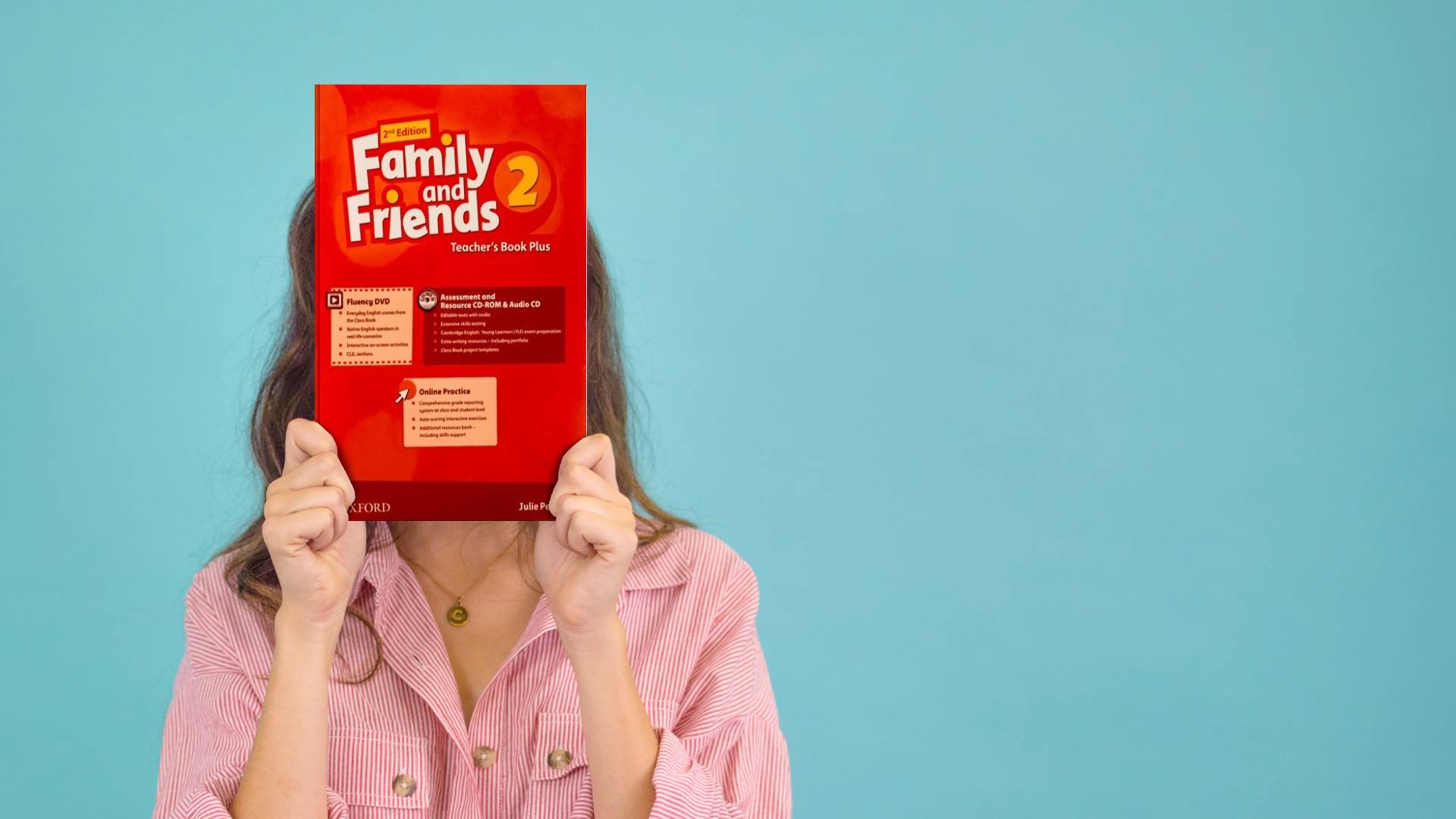کتاب معلم فمیلی اند فرندز دو ویرایش دوم Family and Friends 2 2nd Edition Teacher's Book